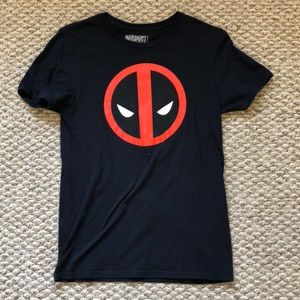 Marvel DeadPool T-shirt mens SM